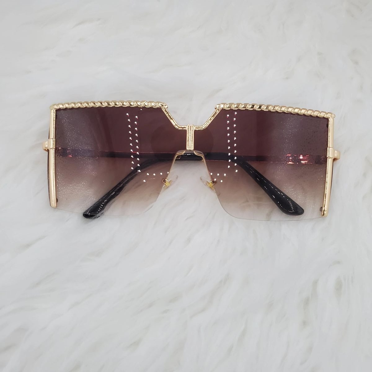 What's the Tea? shades