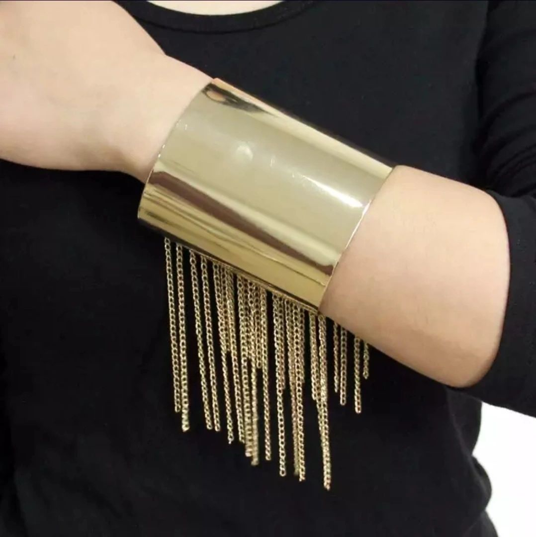 Wonder Woman - cuff bracelet
